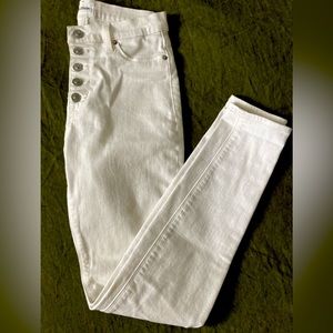 HUDSON - Ciara High Rise Ankle Skinny SSK Buttonfly White